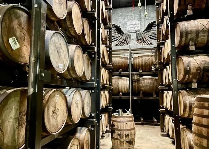 Historic Pad - The Jameson Distillery 아파트