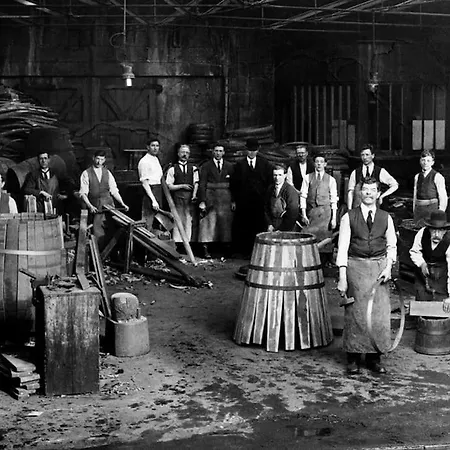 アパート Historic Pad - The Jameson Distillery ダブリン